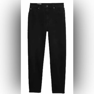 Gap-High Rise Taper Jeans-Women's Size: 24/00
Regular-Color: Black-NEW!!